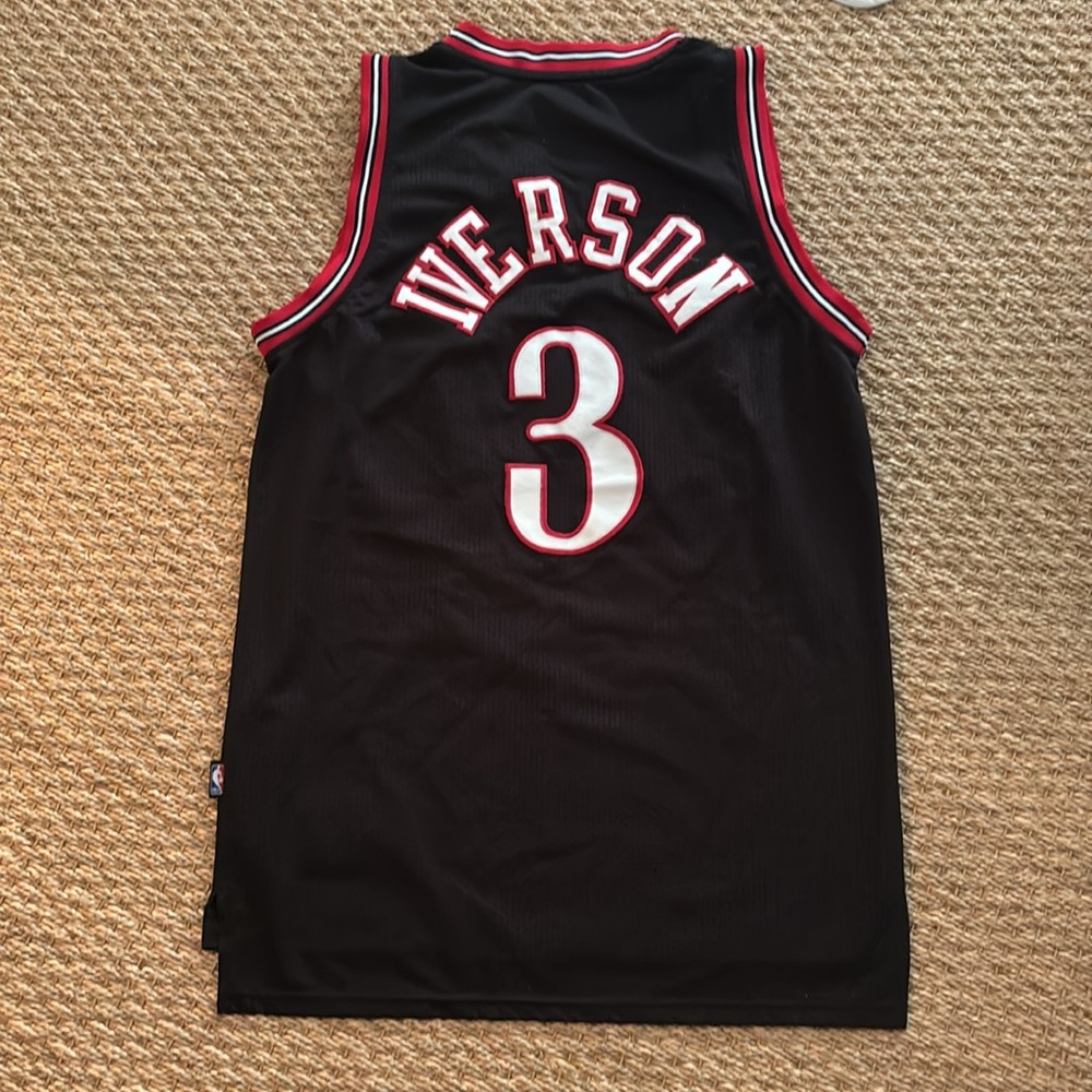 Saxers Iverson Jersey Size Small Excellent Condition - Picture 2 of 5